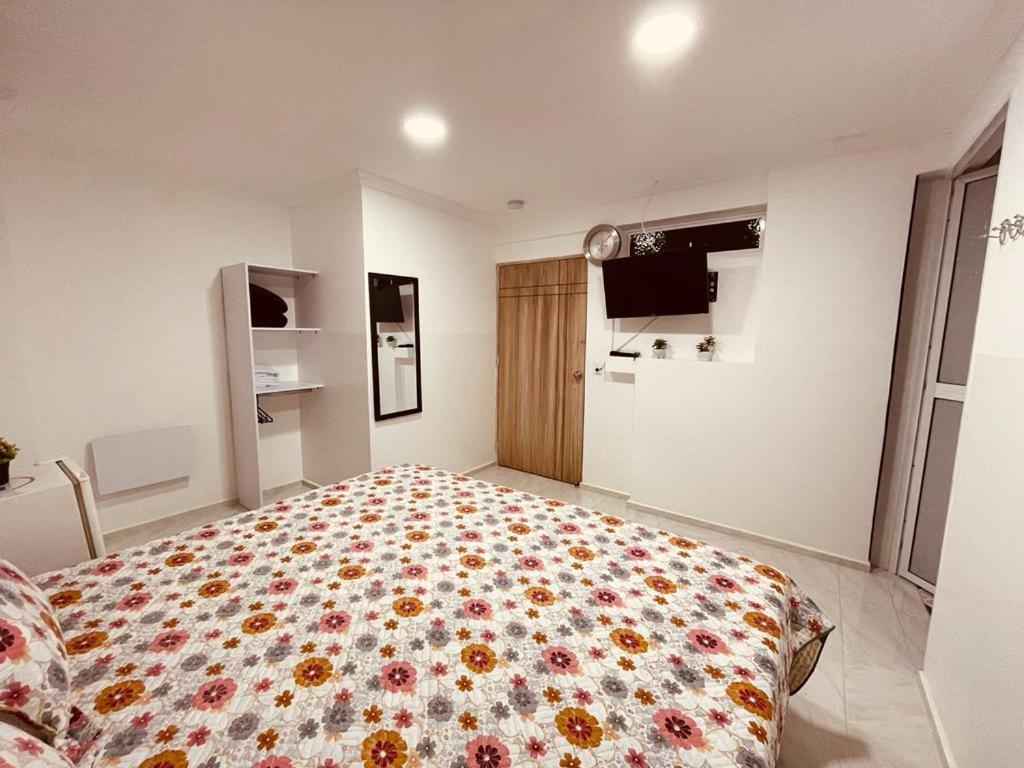 Hotel Eterna Primavera Μεντεγίν Εξωτερικό φωτογραφία