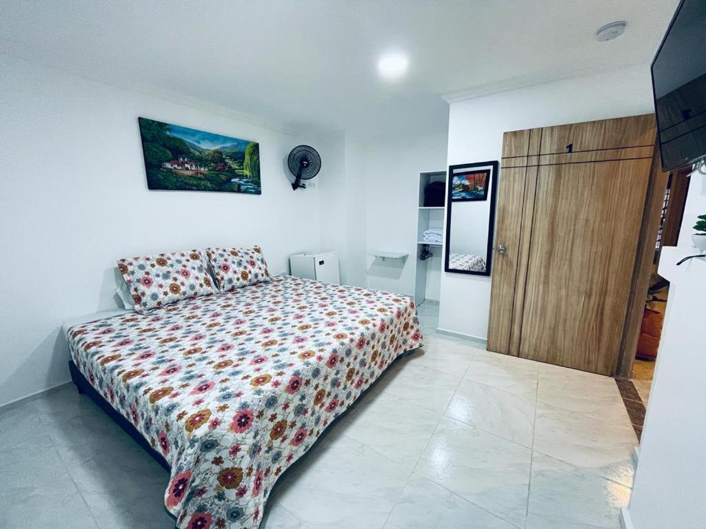 Hotel Eterna Primavera Μεντεγίν Εξωτερικό φωτογραφία